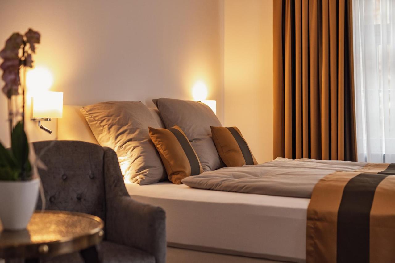 Haus Maximilian Hotel Ерфурт Екстериор снимка